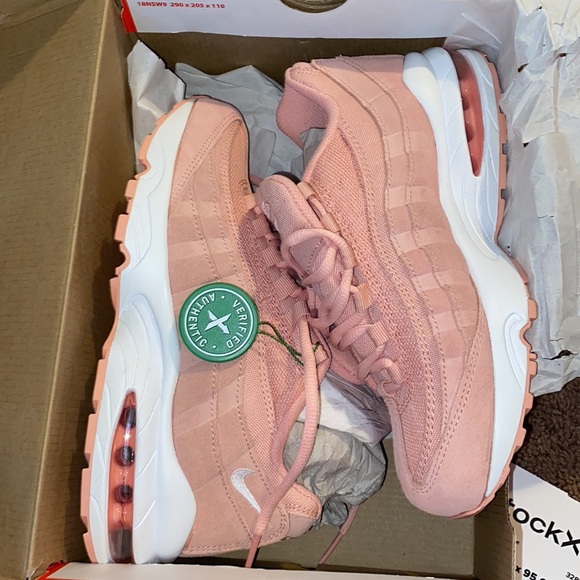 NEW❤️‍🔥In Box Nike Air Max 95 PE Coral Stardust (GS) - Picture 1 of 6